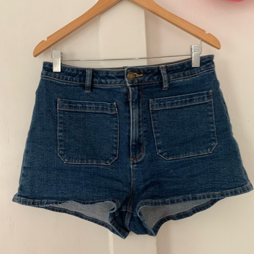 Rolla’s High Rise Slim  Dusters sz 30 US/ 12 AUS